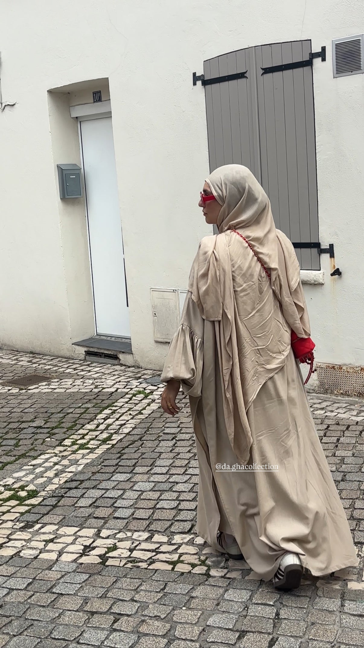 Set Safiya