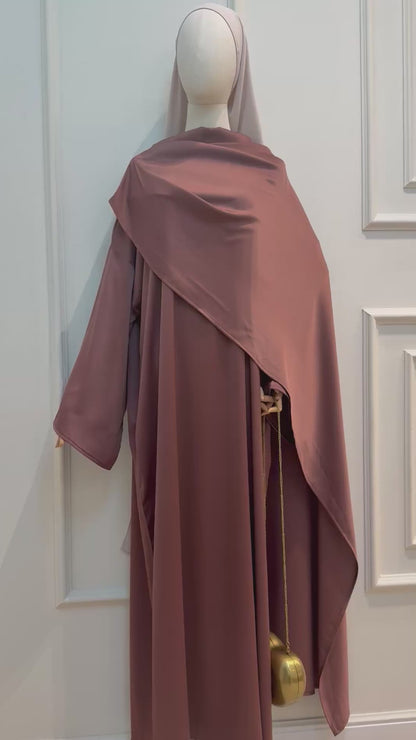 Abaya Naia